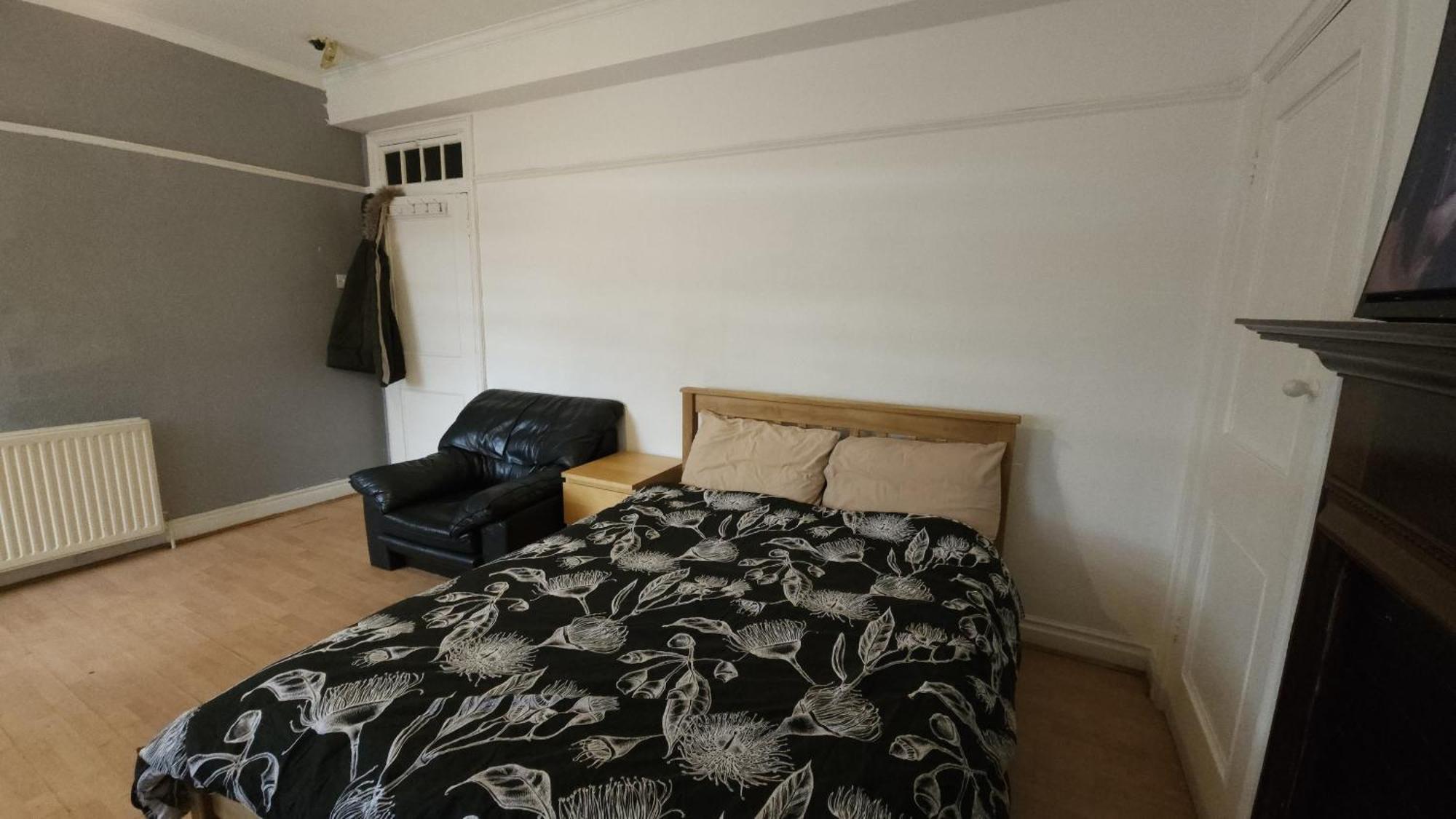 London Edgware Station Apartment Extérieur photo