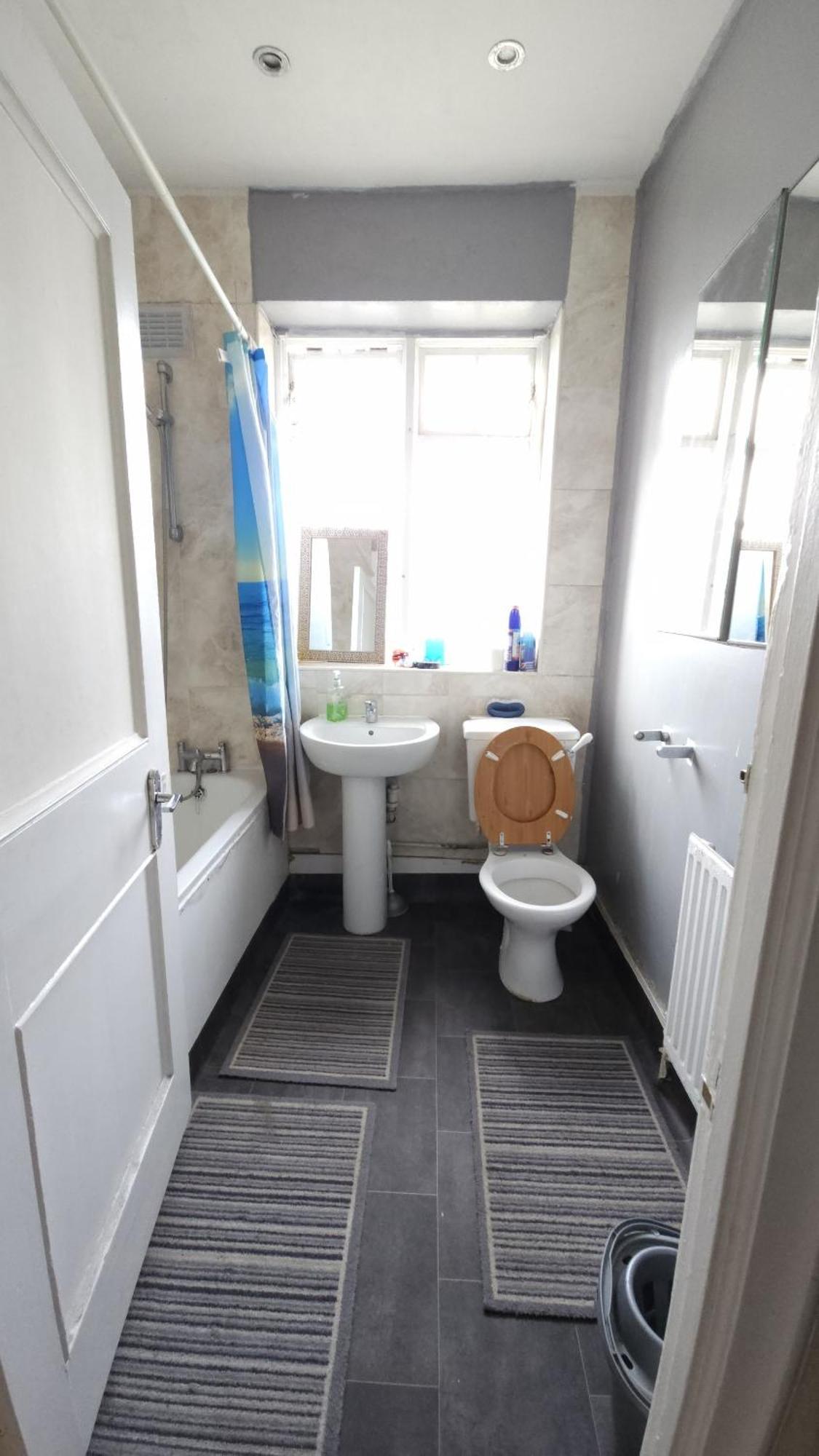 London Edgware Station Apartment Extérieur photo
