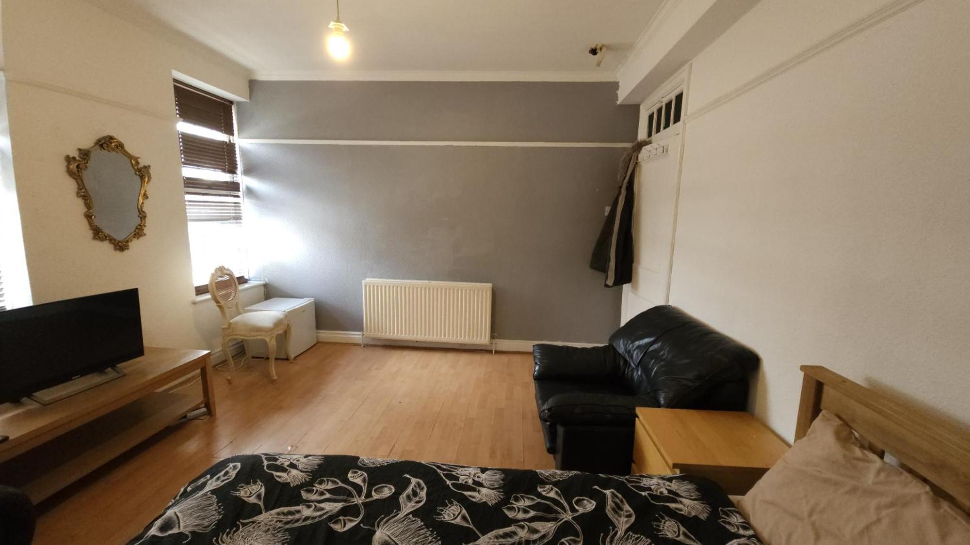 London Edgware Station Apartment Extérieur photo