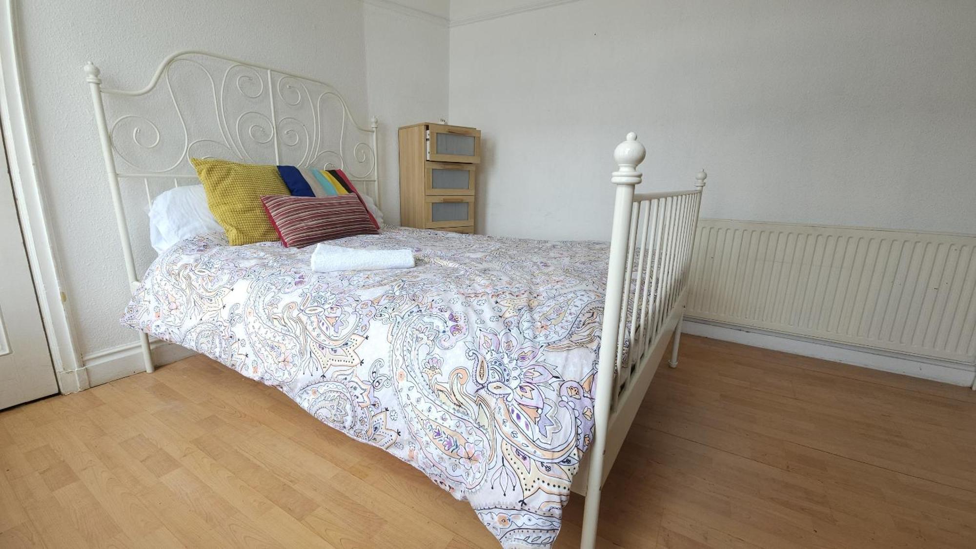 London Edgware Station Apartment Extérieur photo